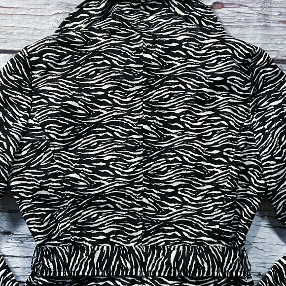 Sandro Womens Jacket size Medium Black Cream Animal Print Tie Waist Lined Ruffle - Picture 7 of 9